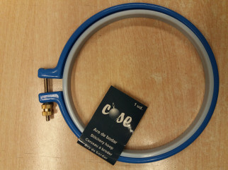 Пяльца пластмассовые, диаметр 13 см