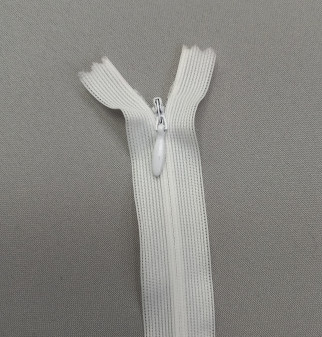 slēptais rāvējslēdzējs ,PlussAudums, Rīga, Matīsa 21